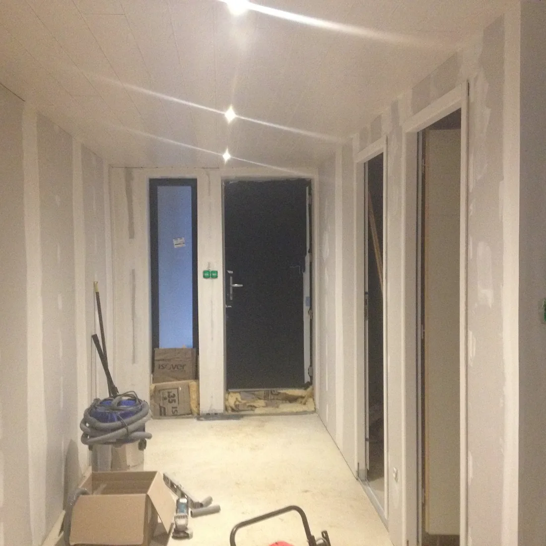 Couloir prêt pour le traitement des joints